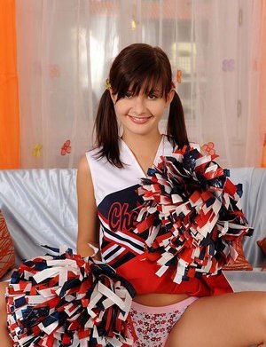 Cheerleader Pussy Pics