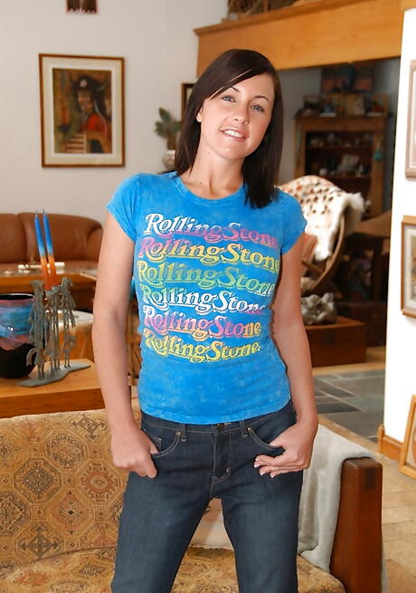 Hot american young Nikki Anne in sexy jeans shows big boobies and jerks off 